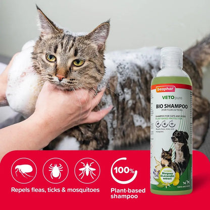 Beaphar Veto Pure BIO Shampoo for Dogs and Cats | Ticks, Fleas and Biting Lice Remover Shampoo with Margosa & Lavandin - 250 ML Beaphar