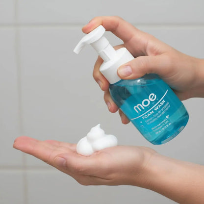 Moe Puppy Dry Shampoo for Cats | Cleansing & Conditioning, Detangling & Moisturizing | Quick Odor Removal | Safe for Kittens (300 ml) Moe Puppy